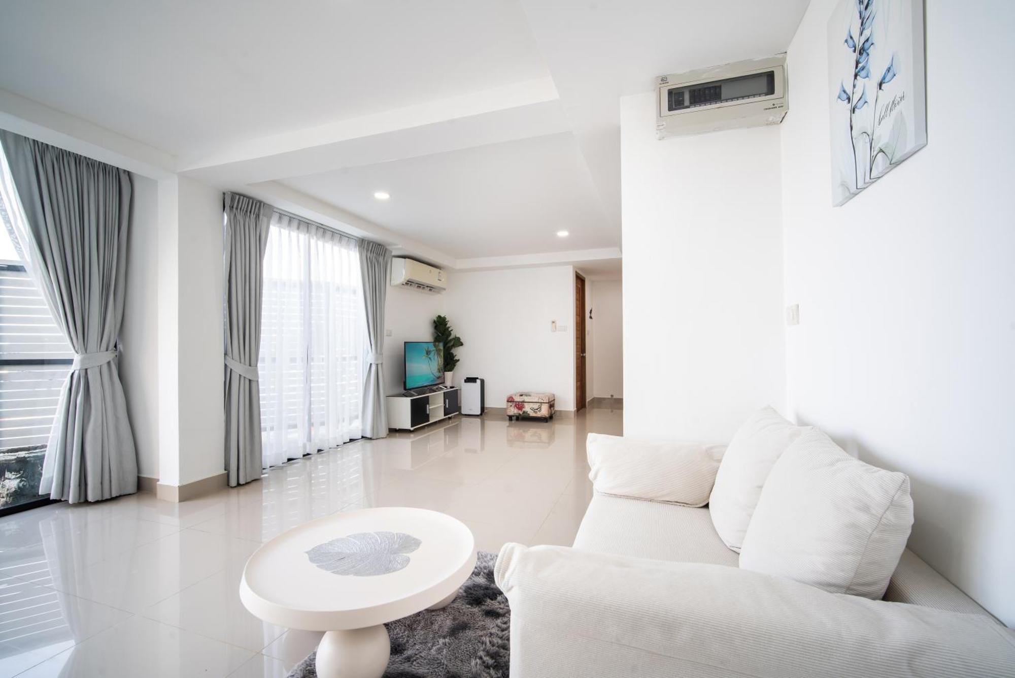 Mona Seaview Pool Front Aoyon Villa *